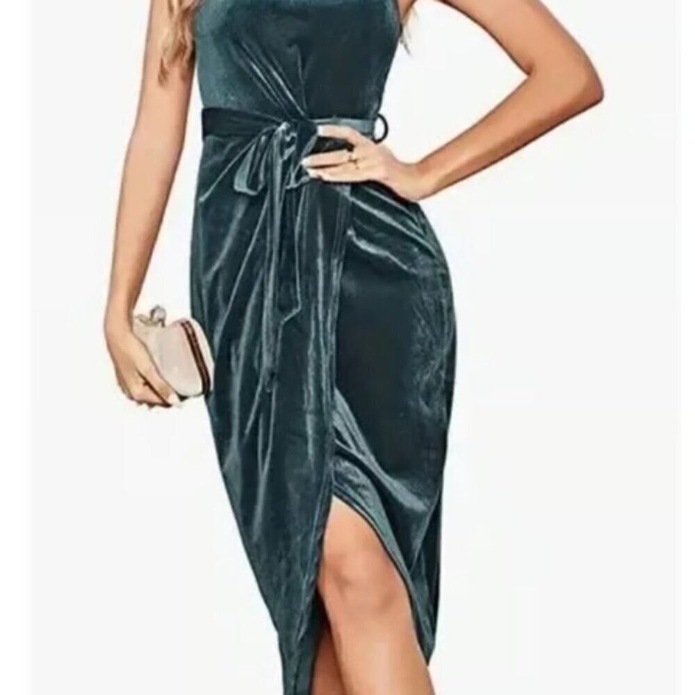 NWT Merokeety Green Velvet One Shoulder Dress Bodycon Ruched Medium